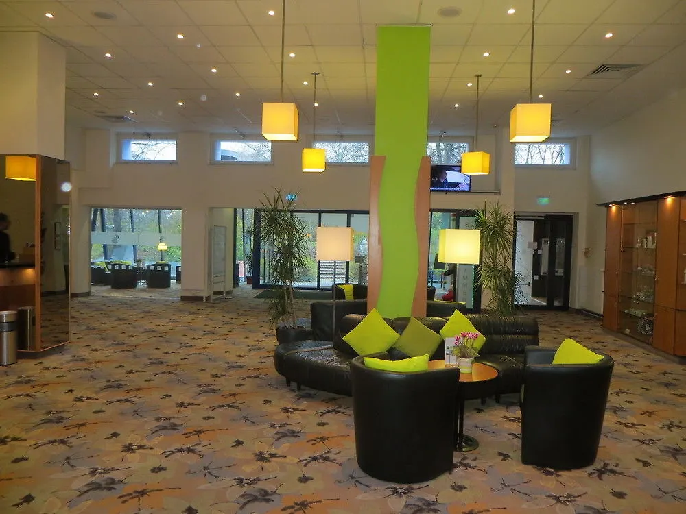 Moxy Berlin Humboldthain Park Hotel