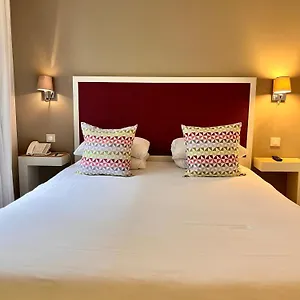 Kyriad 18 - Porte De Clignancourt - Montmartre 3*, Paris Frankrig