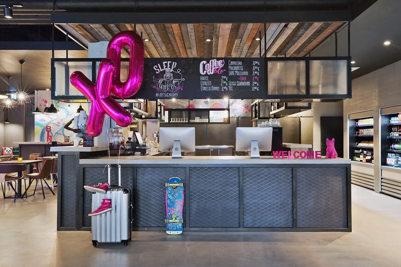 Moxy Berlin Humboldthain Park Ξενοδοχείο